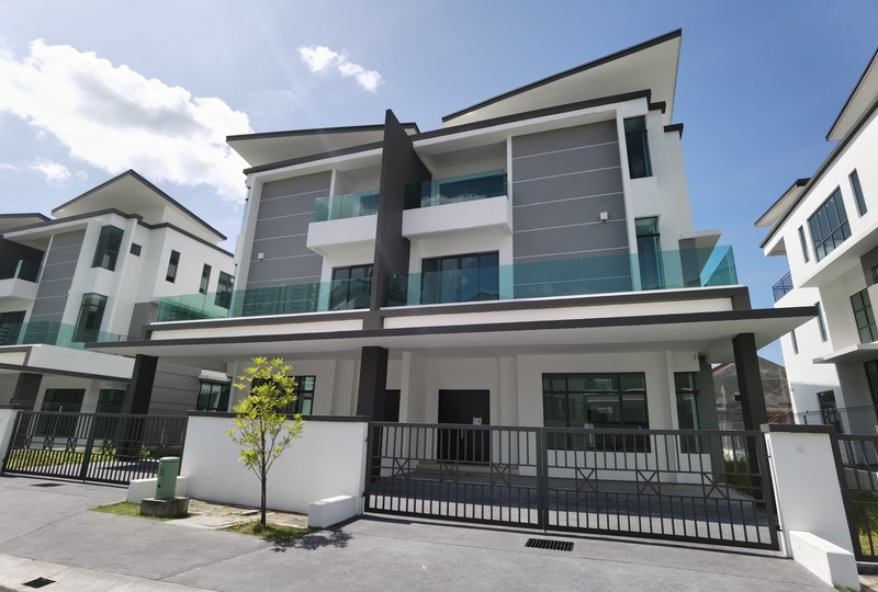 Taman Saujana Heights 