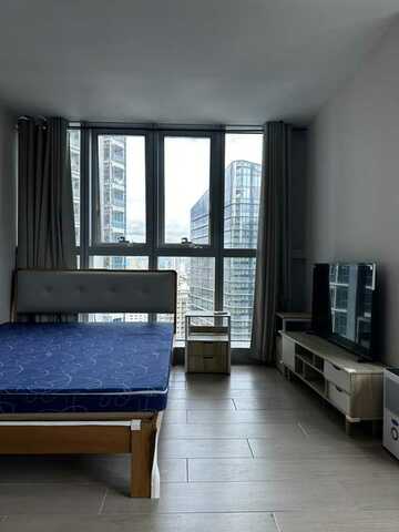 UPTOWN PARKSUITES photo