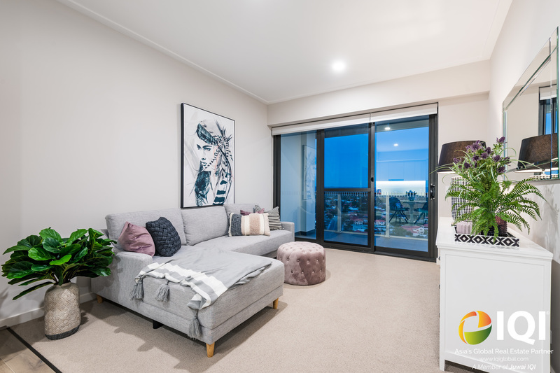 Sophisticated Lifestyle For Your Next Chapter Of Life
