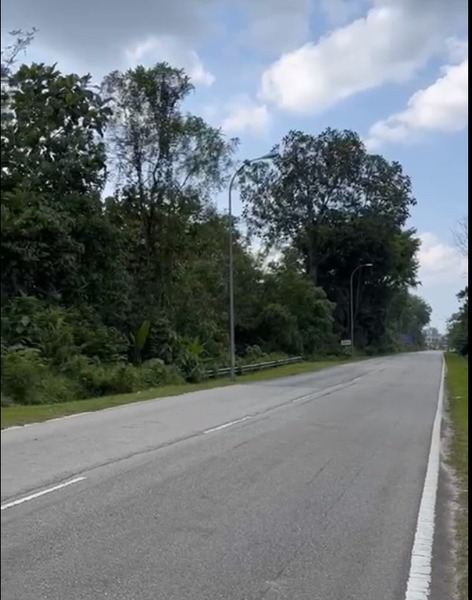 AGRI LAND|Beside Main Road| FOR STORAGE or DEVELOPMENT| BATANG KALI-ULU YAM