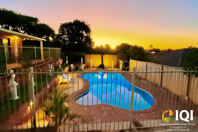Exceptional Family Living on a HUGE 1,011sqm Block – Willetton SHS Zone photo