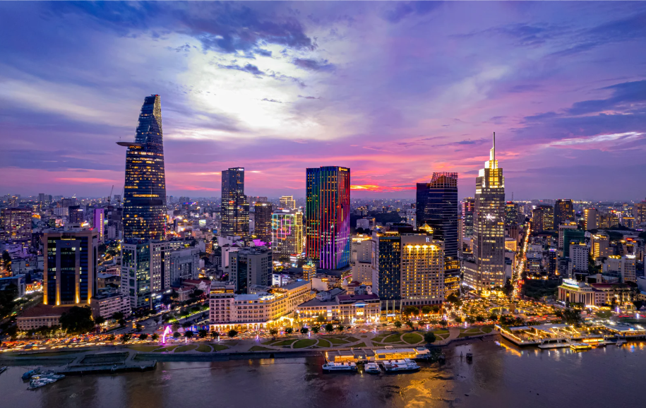 Ho Chi Minh City: Luxury Real Estate and Airport Development